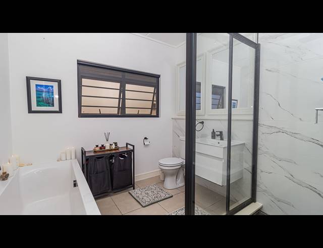 3 BEDROOM APARTMENT FOR SALE IN SANDOWN